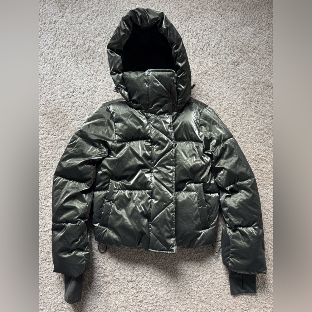 GAP women’s shine puff green puffer jacket xxs